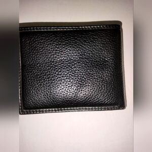 Men's (Black) Genuine Pebble Leather Multi Slip Pockets & Compartments Wallet